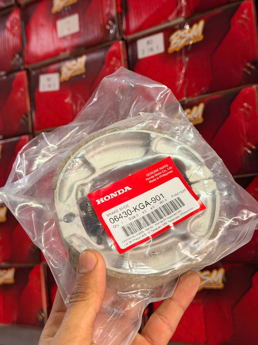 HONDA ORIGINAL GENUINE BRAKE SHOE FOR CLICK AND BEAT F.I