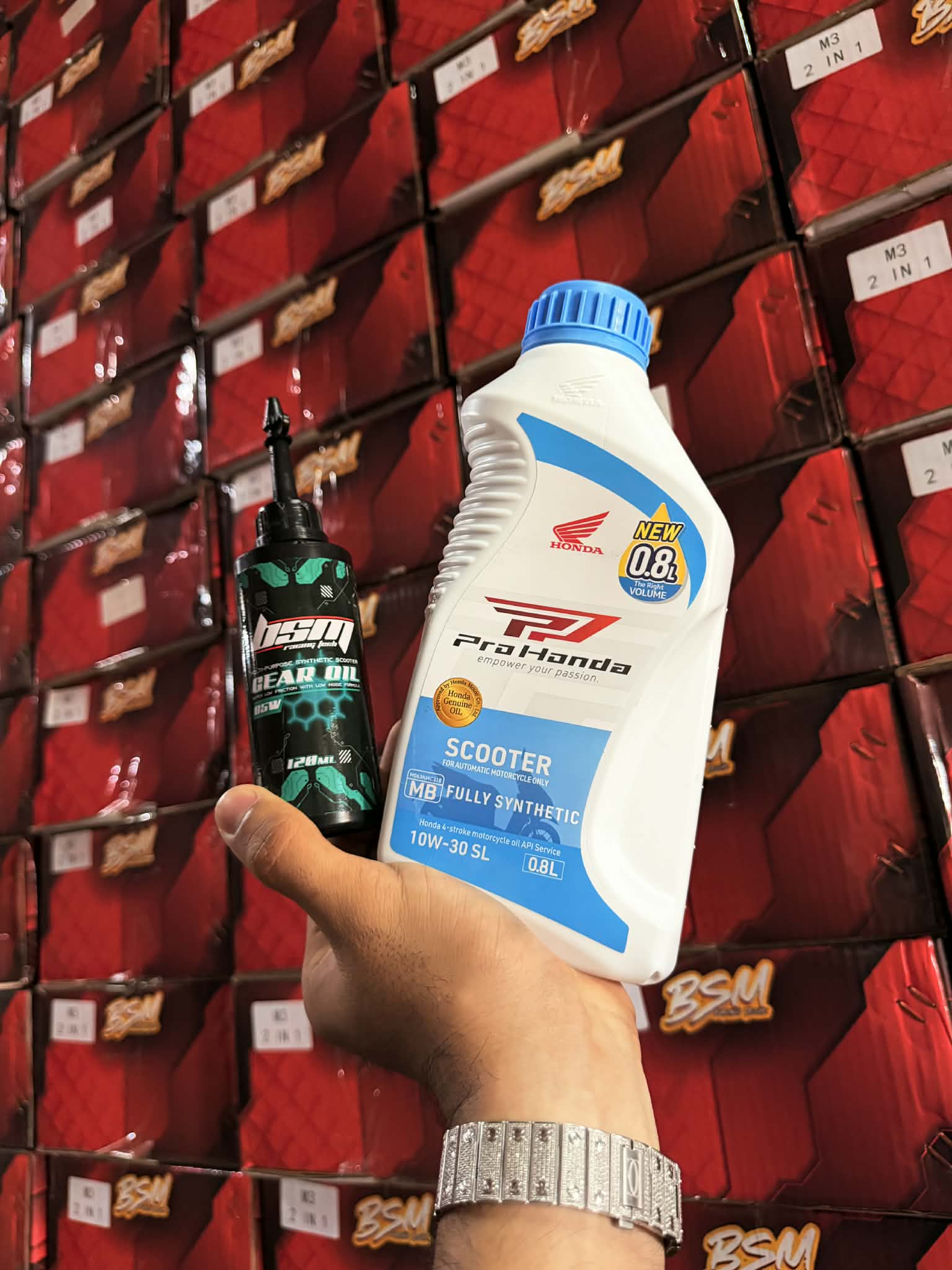 FULLY SYNTHETIC MOTORCYCLE OIL