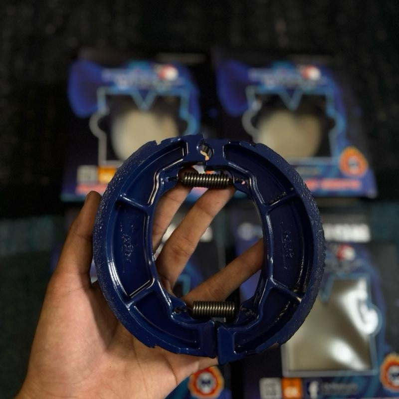 RACING MONKEY Brakeshoe for Honda and Yamaha Scooters